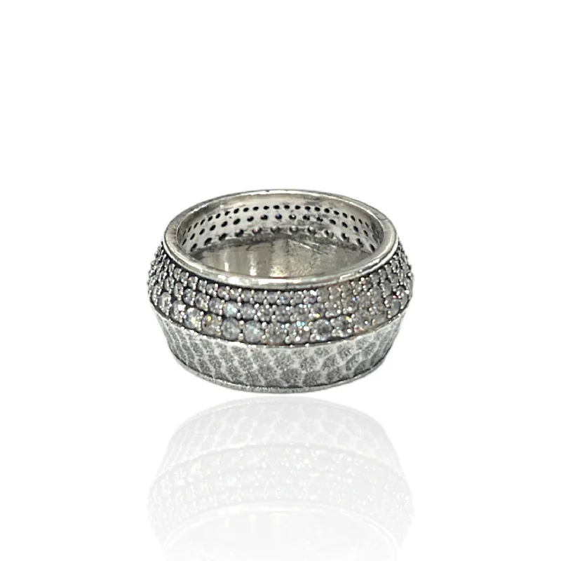 modern rings for women -VINTAGE SILVER NOMA BAND RING