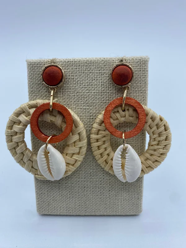 elegant earrings for women -Rattan Circle and Shell Earrings