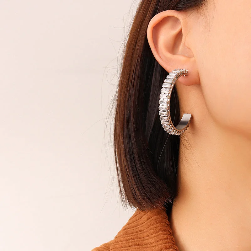 F569-Steel C- Shaped Zircon Earrings