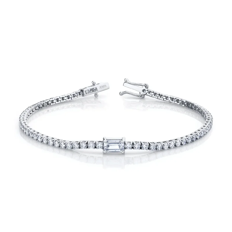 stretchy bangles for women -3.27ctw Straight Line Diamond Bracelet with Center Stone